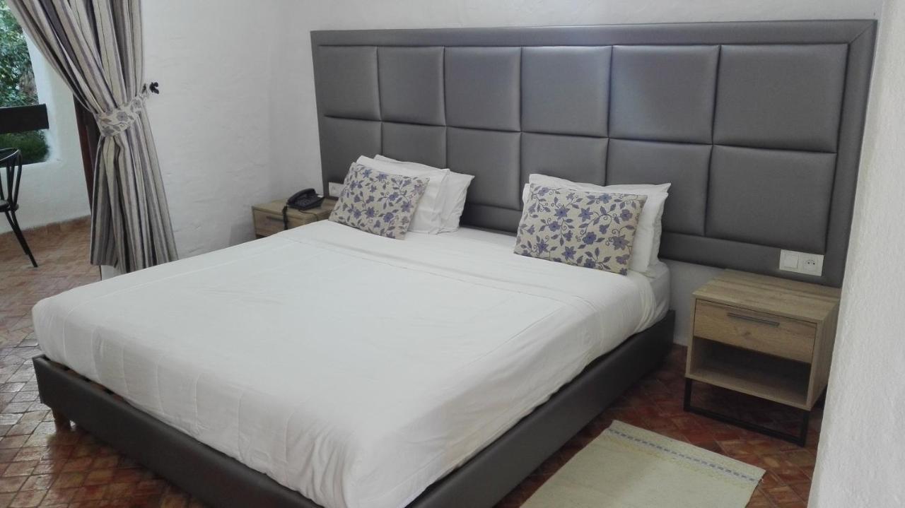 Hôtel Mandy Tétouan Buitenkant foto